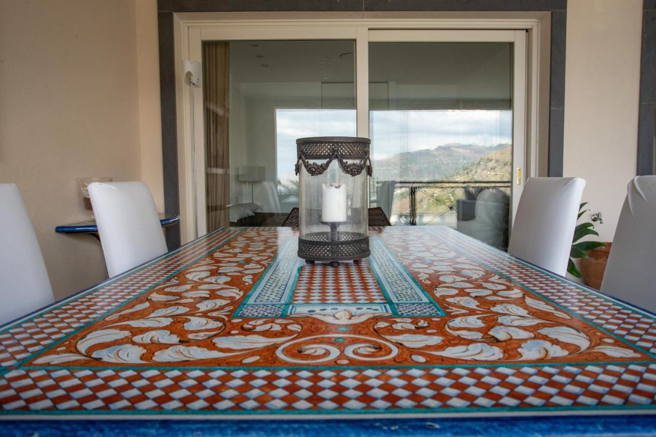 Beautiful Apartment In The Centre Of Taormina Eksteriør bilde