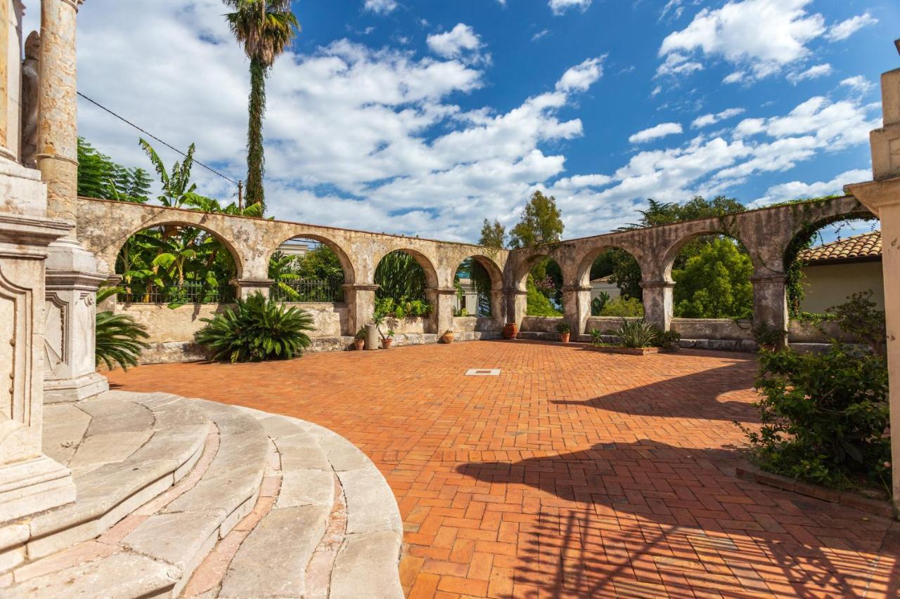 Beautiful Apartment In The Centre Of Taormina Eksteriør bilde