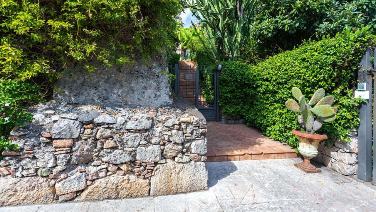 Beautiful Apartment In The Centre Of Taormina Eksteriør bilde