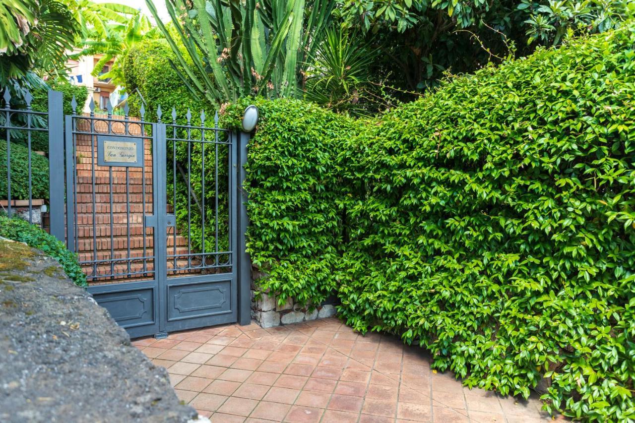 Beautiful Apartment In The Centre Of Taormina Eksteriør bilde